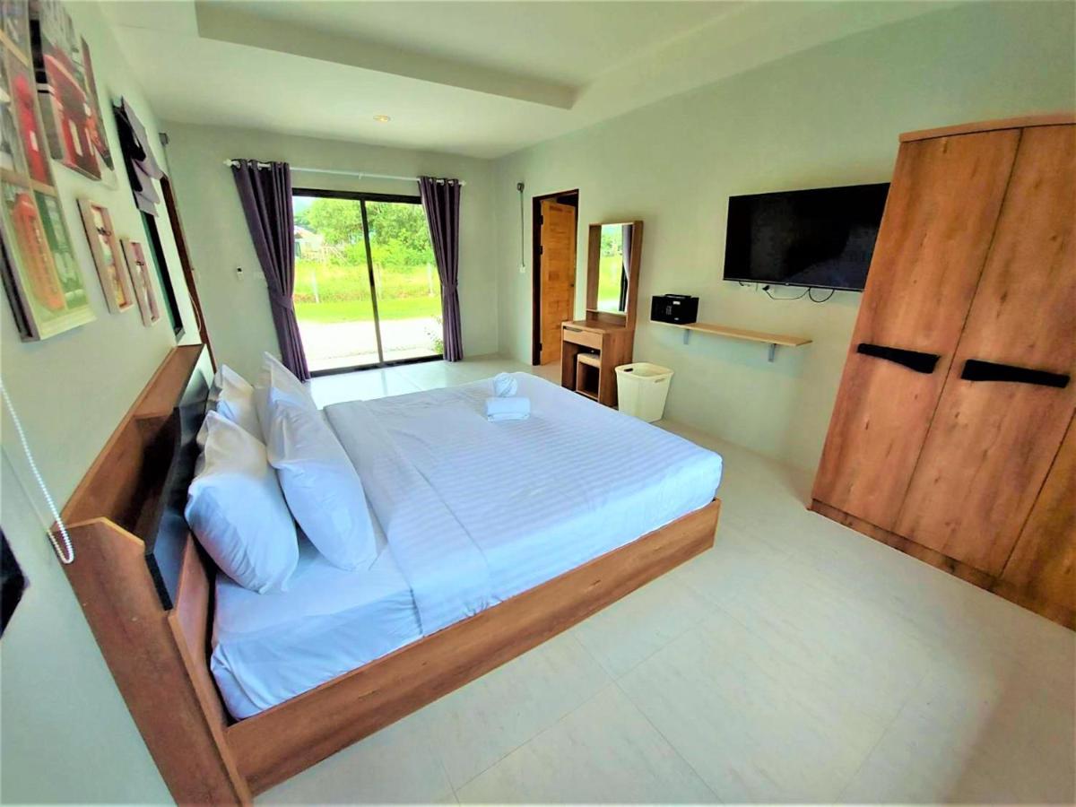 Malinee Resort Bang Tao Beach  Exterior photo